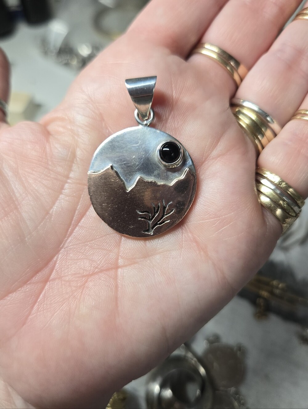950 Sterling Silver Mountain Circle Pendant with Black Onyx